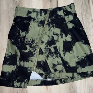 Misguided army green and black skirt with back pocket